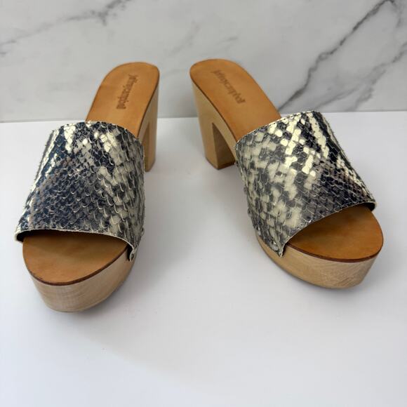 Jeffrey Campbell Womens Dlight Clog Sandal Heels Sz 9.5 Snake Print Leather Stud - Picture 1 of 10